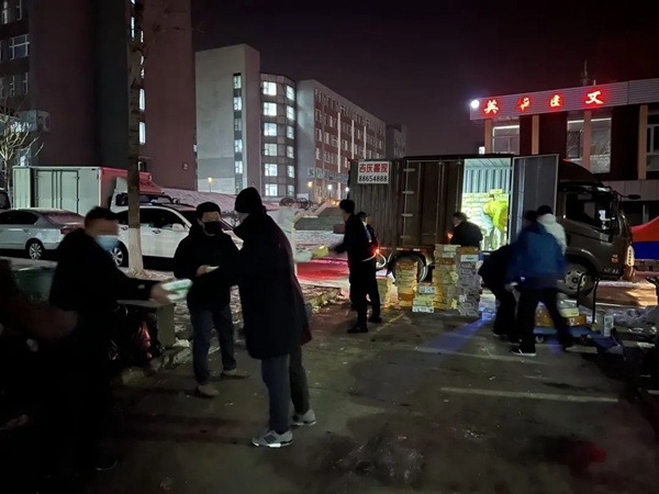 1651026721530667.jpg 1装卸现场.jpg