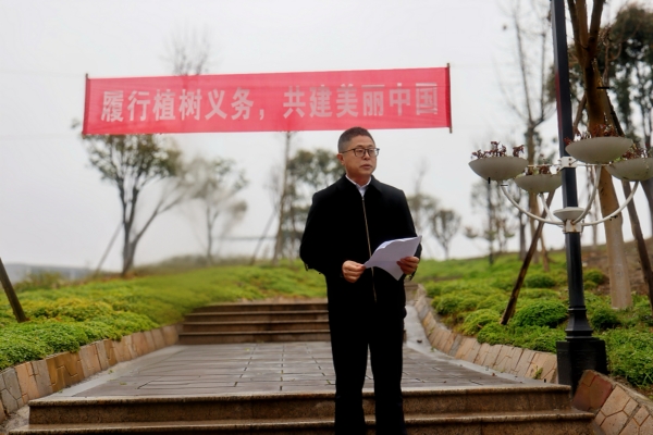 张泽钧书记讲话.jpg