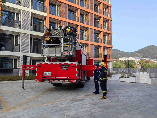 1764838906223404.jpg 3.jpg