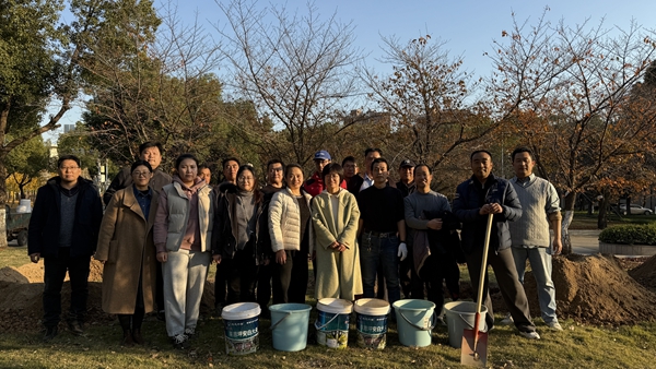 1765425033307187.jpg a96d204d8107a7152ed7bc30d4d1fa28.jpg