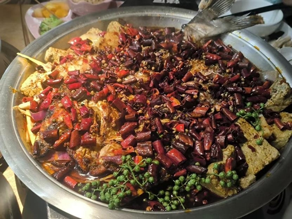 1773133097937948.jpg 1.【四川成都 · 麻辣黑豆花烤鱼】.jpg