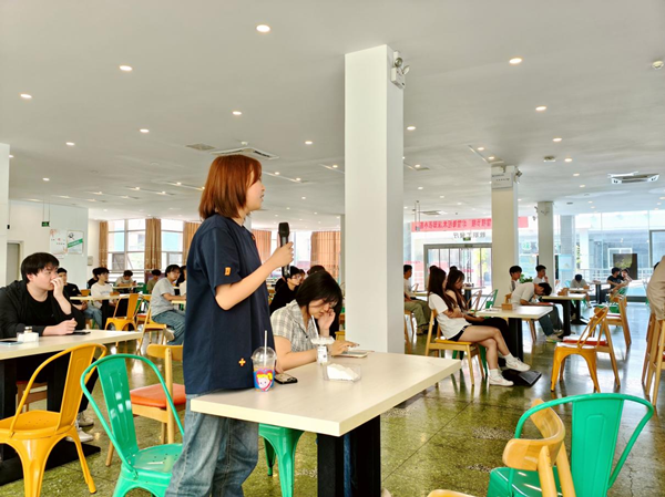 四川建筑职业技术大学I四川建筑职业技术大学举办德阳校区食品安全师生座谈会-图2.png